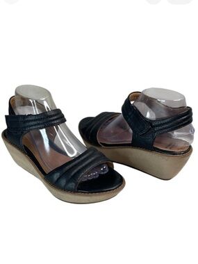 Clarks Soft Cushion Hazelle Alba Black Ankle Strap Wedge Sandals Velcro Size 9